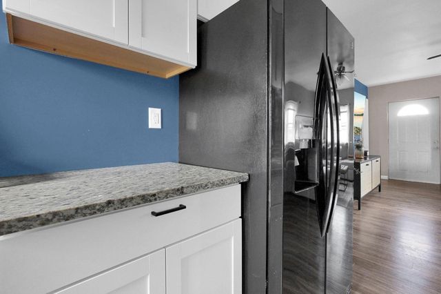 1041 Meadow Lane, Columbus, OH 43207