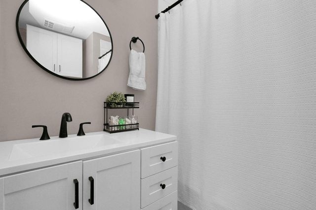 1041 Meadow Lane, Columbus, OH 43207