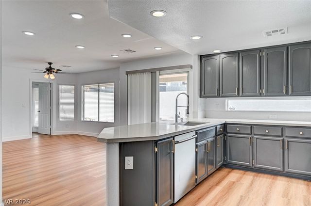 2817 Via Florentine Street, Henderson, NV 89074
