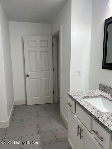 4001 Preston Hwy 6, Louisville, KY 40213
