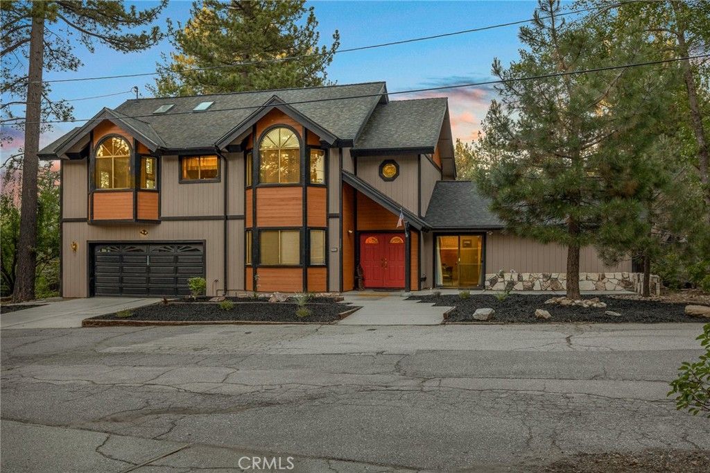 Image 1 of property listing at 38822 Waterview, Big Bear Lake, CA 92315