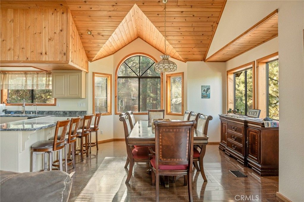 Image 10 of property listing at 38822 Waterview, Big Bear Lake, CA 92315