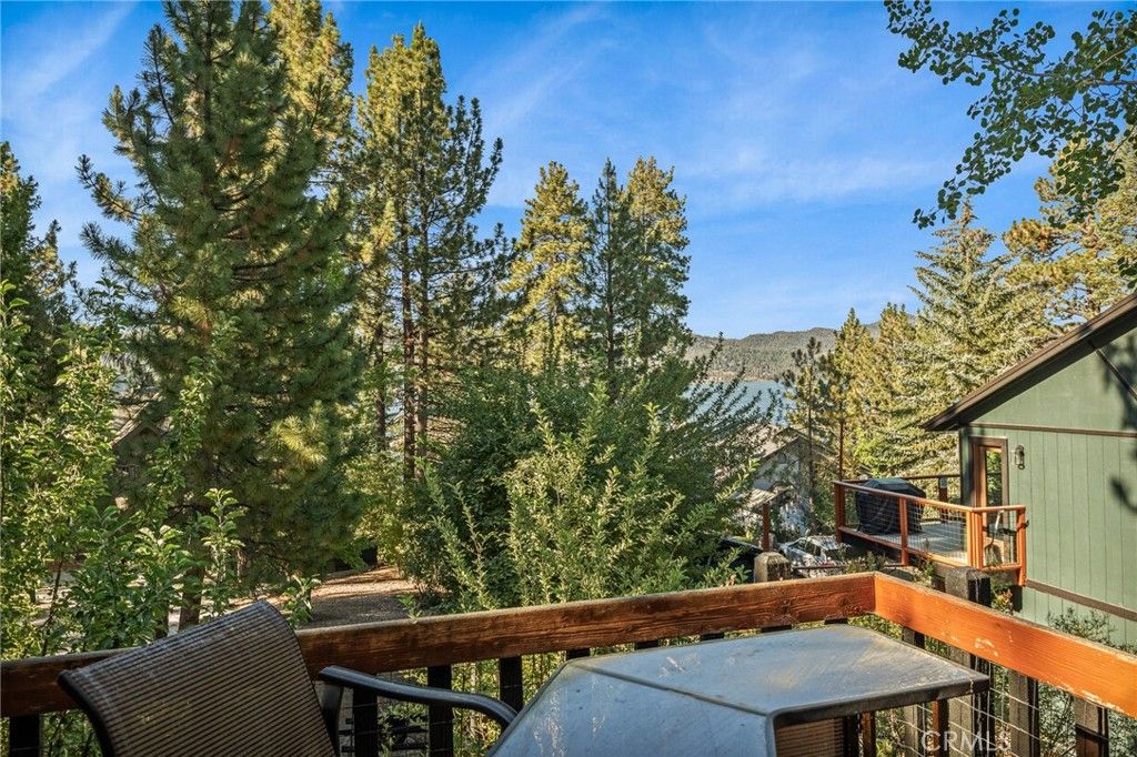 Image 16 of property listing at 38822 Waterview, Big Bear Lake, CA 92315