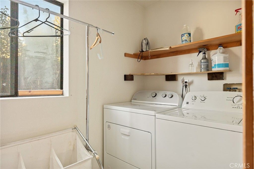 Image 32 of property listing at 38822 Waterview, Big Bear Lake, CA 92315