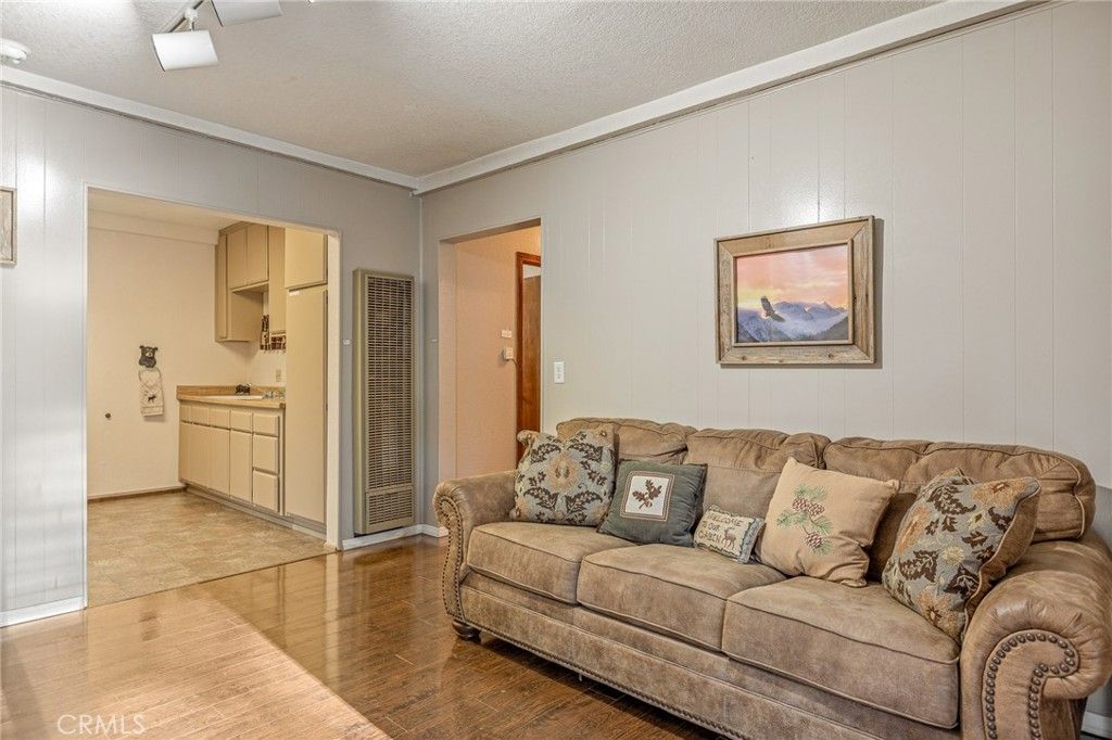 Image 42 of property listing at 38822 Waterview, Big Bear Lake, CA 92315