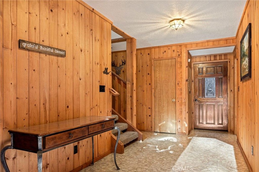 Image 5 of property listing at 38822 Waterview, Big Bear Lake, CA 92315