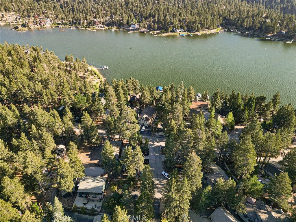 Image 50 of property listing at 38822 Waterview, Big Bear Lake, CA 92315
