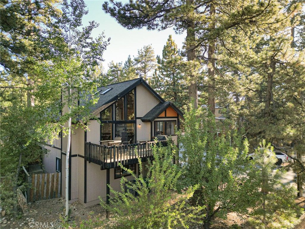Image 55 of property listing at 38822 Waterview, Big Bear Lake, CA 92315
