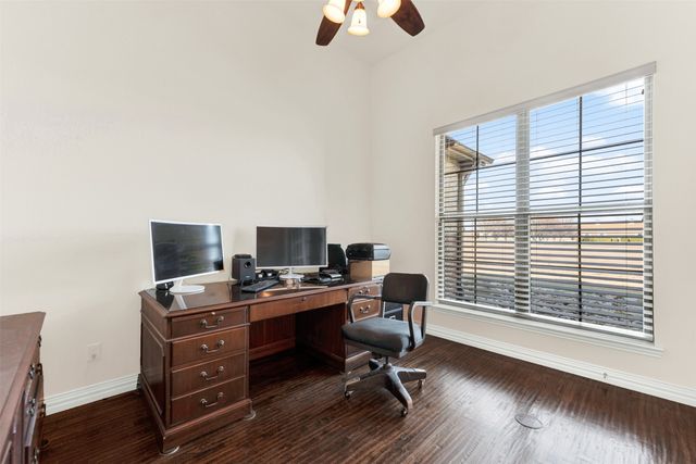 834 Audra Circle, Rhome, TX 76078