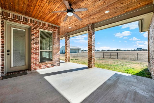 834 Audra Circle, Rhome, TX 76078