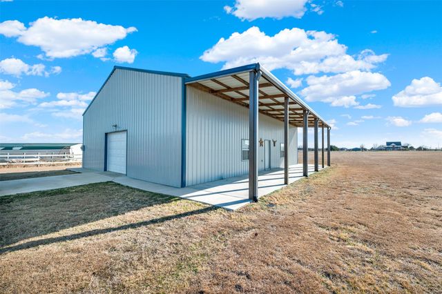 834 Audra Circle, Rhome, TX 76078