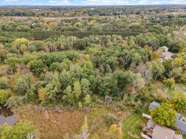 561X Heather Ridge Court, Shoreview, MN 55126