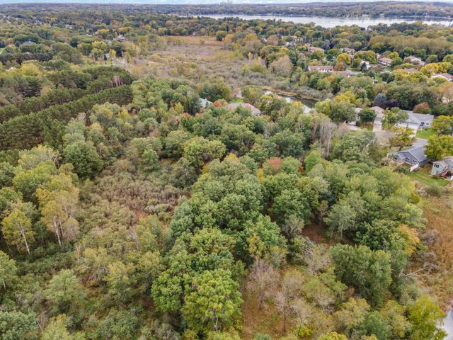 561X Heather Ridge Court, Shoreview, MN 55126