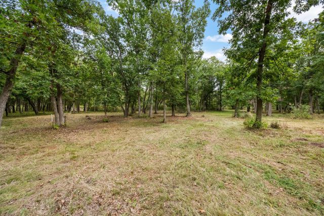 561X Heather Ridge Court, Shoreview, MN 55126