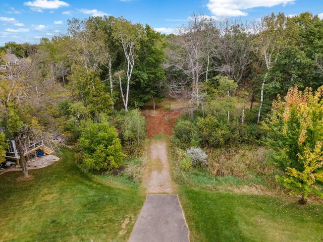 561X Heather Ridge Court, Shoreview, MN 55126
