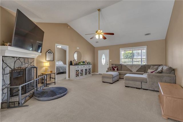 918 Scarletts Walk, Locust Grove, GA 30248