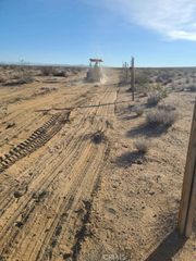 46100 Redwood Drive, Boron, CA 93516