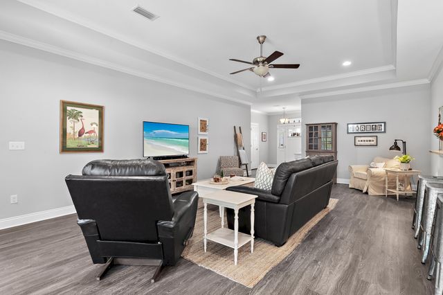 854 Whispering Creek Avenue, Freeport, FL 32439