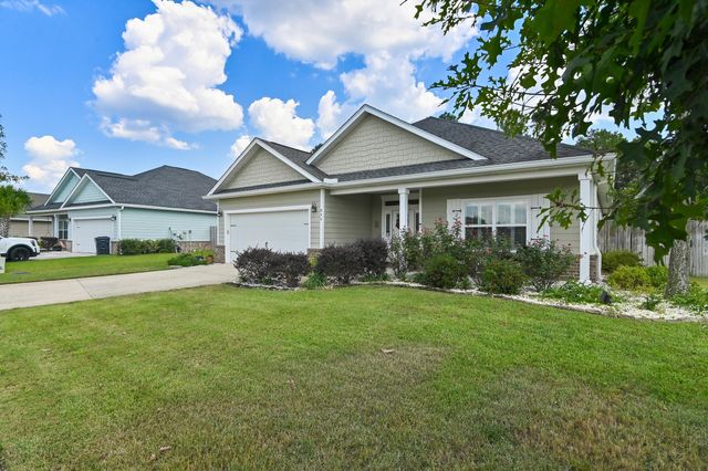 854 Whispering Creek Avenue, Freeport, FL 32439