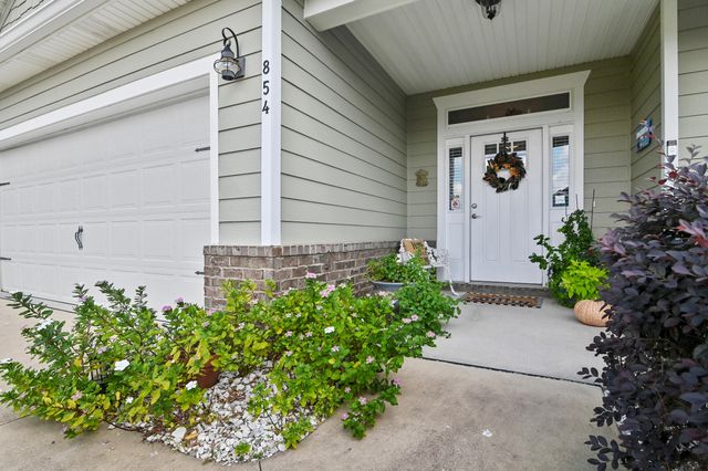 854 Whispering Creek Avenue, Freeport, FL 32439