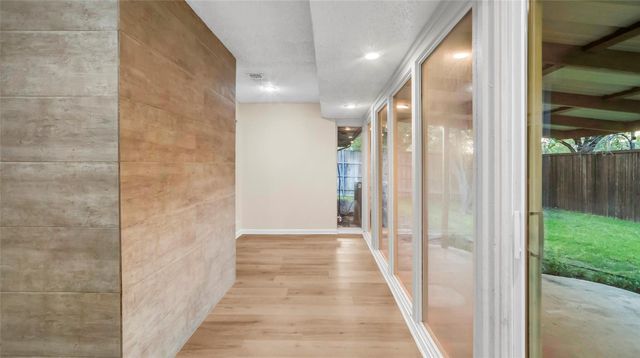 908 Firestone Lane, Richardson, TX 75080