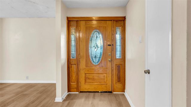 908 Firestone Lane, Richardson, TX 75080