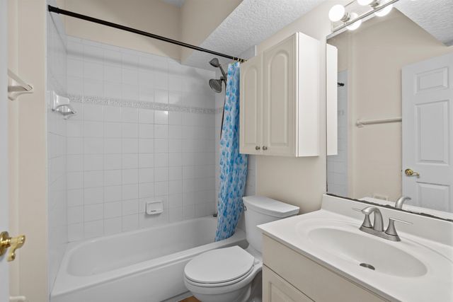 138 Lions Gate Dr, St Augustine, FL 32080