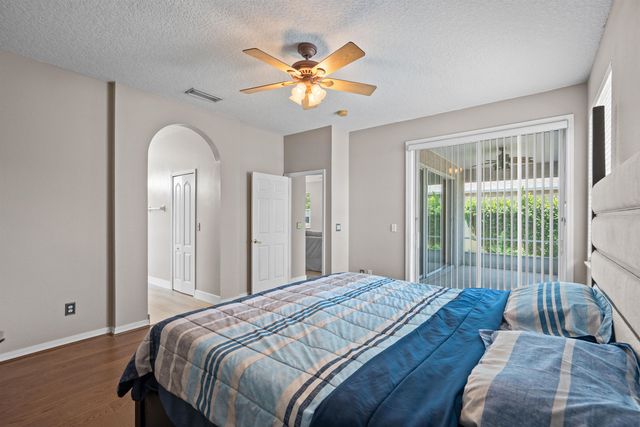 138 Lions Gate Dr, St Augustine, FL 32080