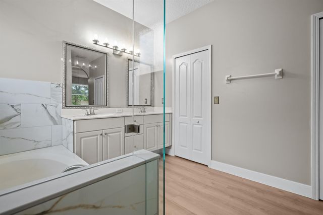 138 Lions Gate Dr, St Augustine, FL 32080