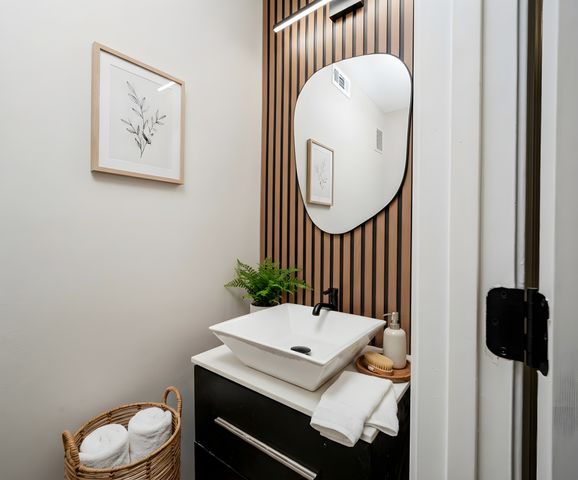 327 Westfield Dr, Nashville, TN 37221