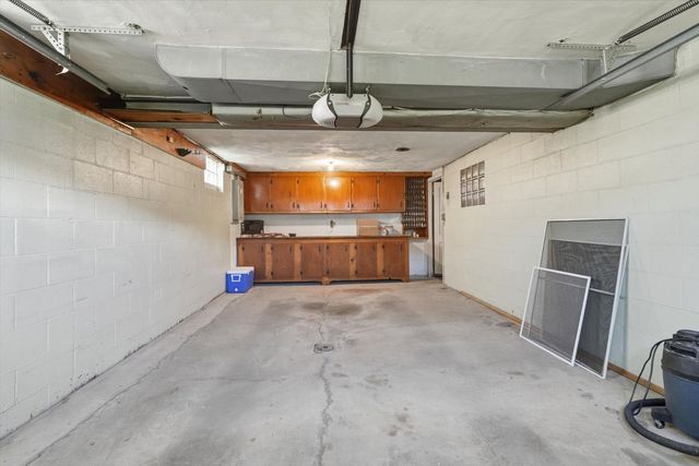 526 Lincoln Avenue, Springdale Boro, PA 15144