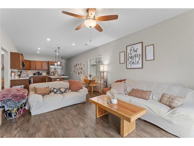 7387 Degrio Way, Inver Grove Heights, MN 55076