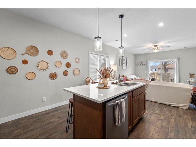 7387 Degrio Way, Inver Grove Heights, MN 55076