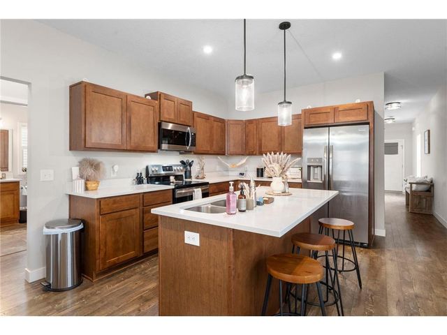 7387 Degrio Way, Inver Grove Heights, MN 55076