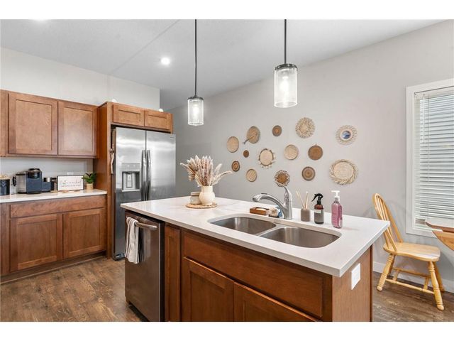 7387 Degrio Way, Inver Grove Heights, MN 55076