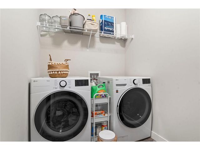 7387 Degrio Way, Inver Grove Heights, MN 55076