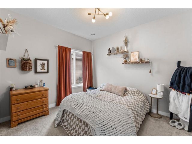 7387 Degrio Way, Inver Grove Heights, MN 55076