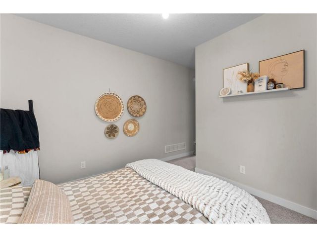 7387 Degrio Way, Inver Grove Heights, MN 55076