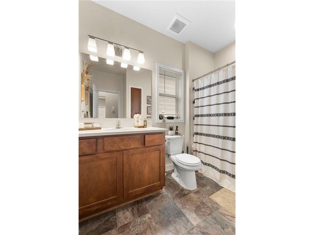 7387 Degrio Way, Inver Grove Heights, MN 55076