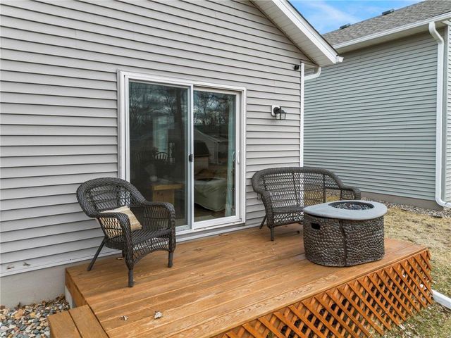 7387 Degrio Way, Inver Grove Heights, MN 55076