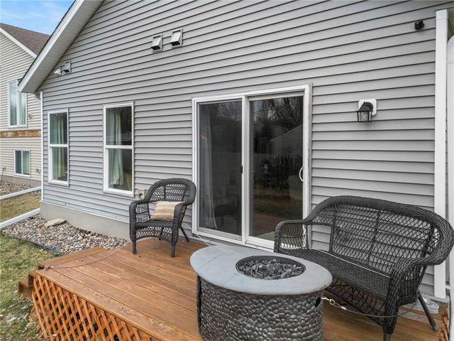 7387 Degrio Way, Inver Grove Heights, MN 55076