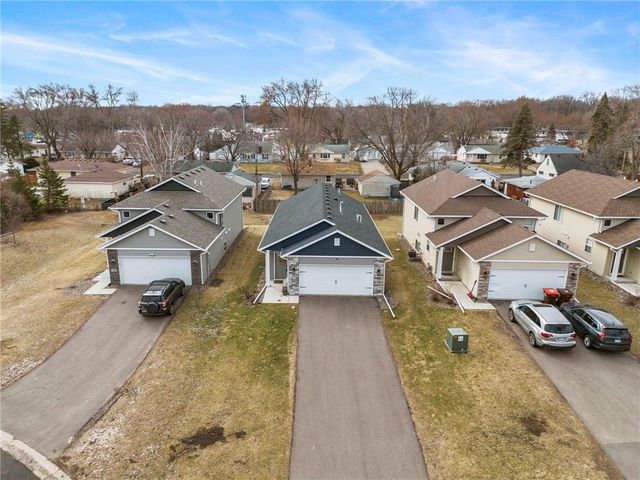 7387 Degrio Way, Inver Grove Heights, MN 55076