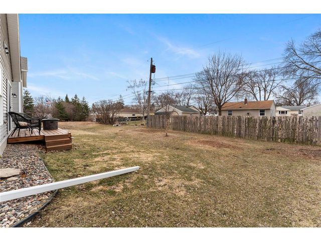 7387 Degrio Way, Inver Grove Heights, MN 55076