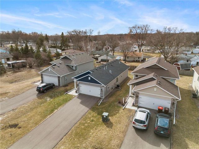 7387 Degrio Way, Inver Grove Heights, MN 55076