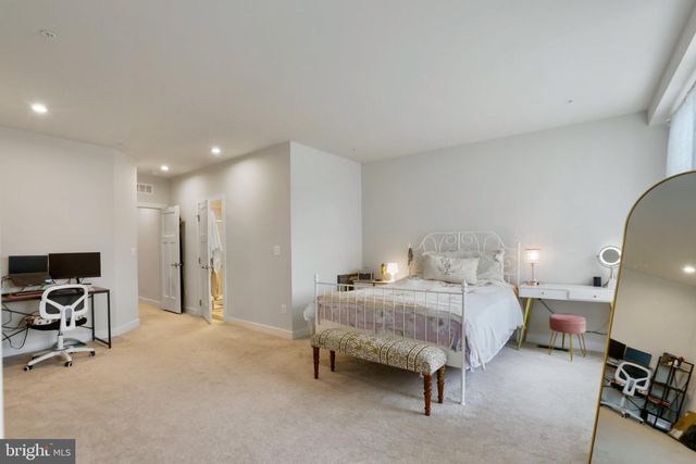 43011 PROPHECY TER, Sterling, VA 20166