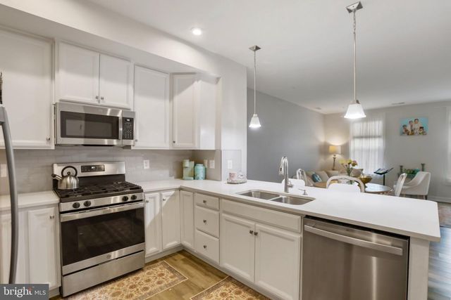 43011 PROPHECY TER, Sterling, VA 20166