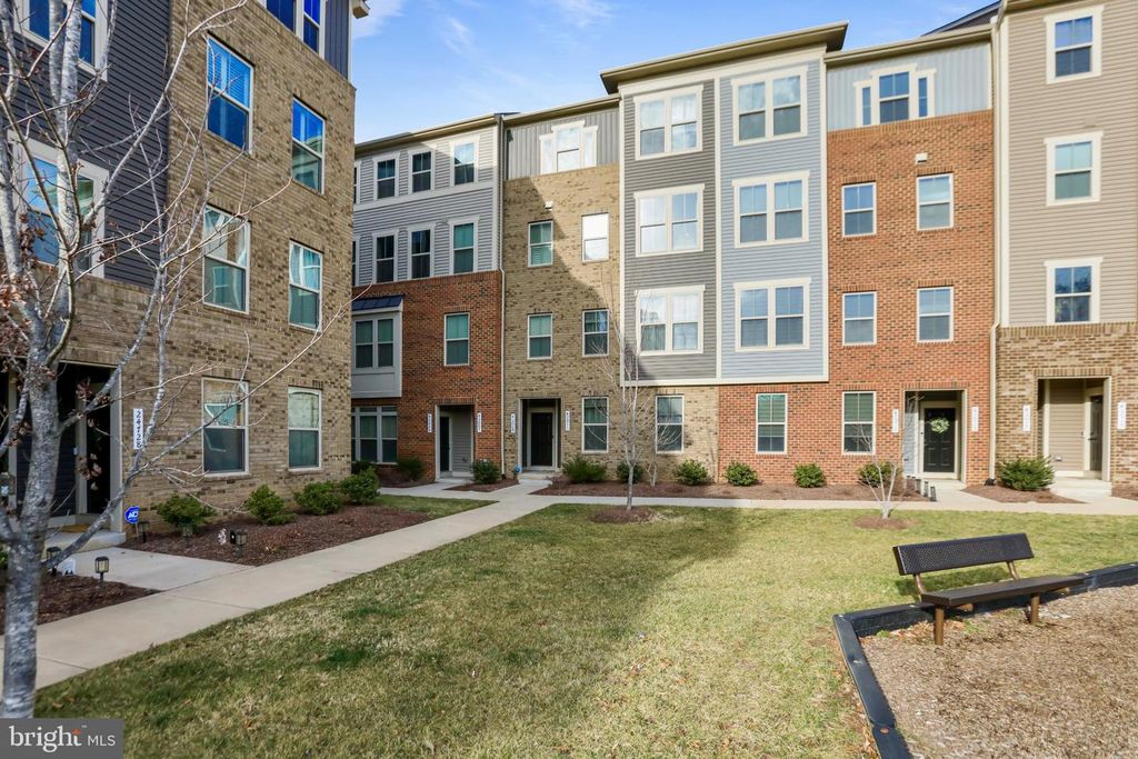 43011 PROPHECY TER, Sterling, VA 20166