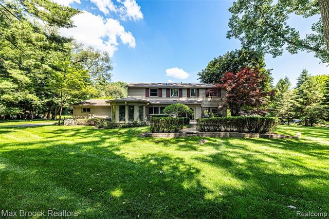 25933 Hersheyvale Drive, Franklin, MI 48025
