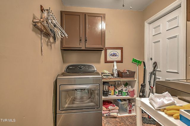 207 Hermosa Drive, Fall Branch, TN 37656