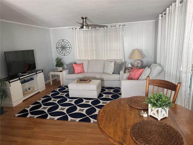 7901 40TH AVENUE N 66, St Petersburg, FL 33709